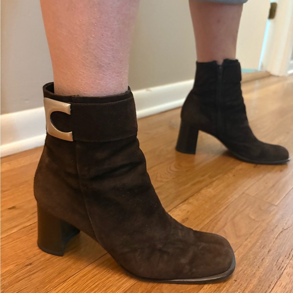 Rossini Italian leather brown heeled boots. Size 38. Great condition
